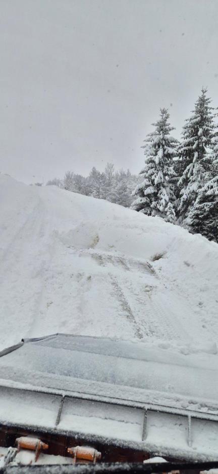 1735131470_uzice-putari-sneg-metar-fotorina3.jpg