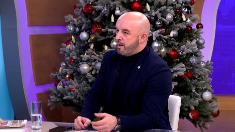 Sequence 01.01_45_00_08.Still004.jpg