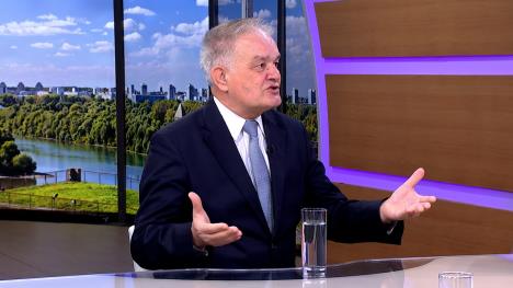 Sequence 01.00_15_12_14.Still003.jpg