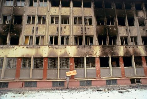 Zgrada tajne službe Sekuritatea tokom revolucije