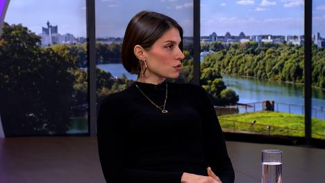 Sequence 01.00_13_24_02.Still004.jpg