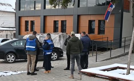2025-01-15 09_18_59-Kosovska policija upala u zgrade opština i pošta u Kosovu Polju, Gračanici, Lipl.jpg