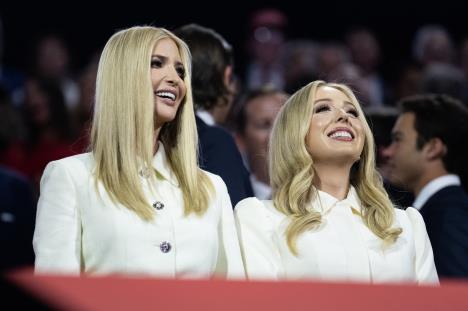 Tifani Tramp i Ivanka Tramp