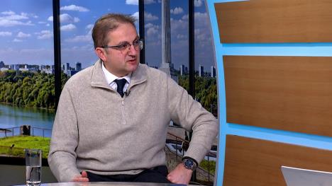 jutarnji clean.02_39_37_06.Still022.jpg