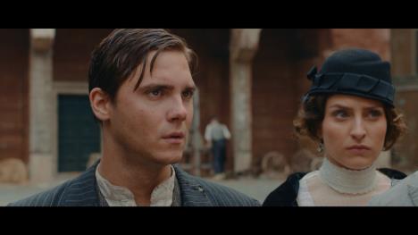 Švindleri epizoda 12.mxf_snapshot_28.21_[2023.04.06_09.35.52].jpg