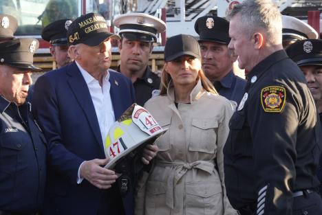 x AP Mark Schiefelbein.jpg