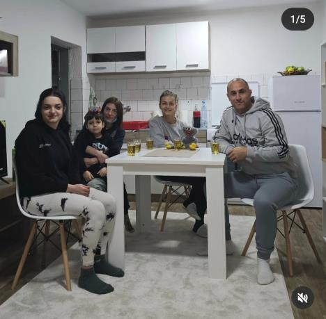 Marko Nikolić i Martići.jpg