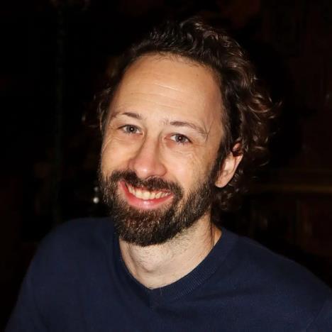 arnaud humbert portrait - janvier 2024.jpg