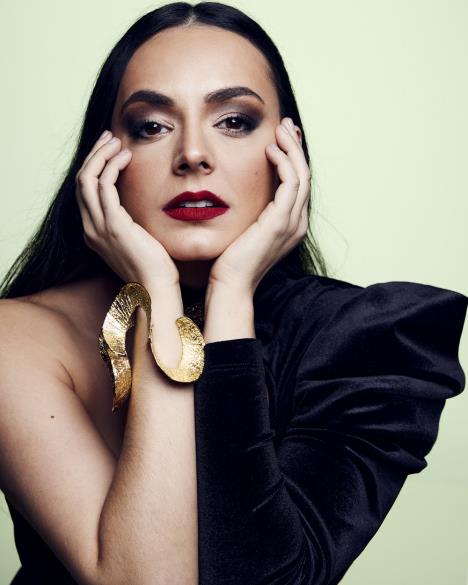 Erini foto by Panagiotis Kadigkos.jpg