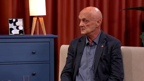 ni 5 ni 6 clean.00_14_28_17.Still004.jpg