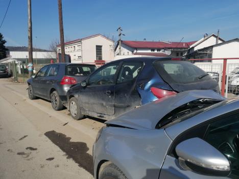 polomljena vozila copy.jpg