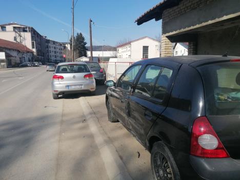 polomljena vozila1 copy.jpg