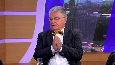 PULS CLEAN.01_59_12_05.Still010.jpg