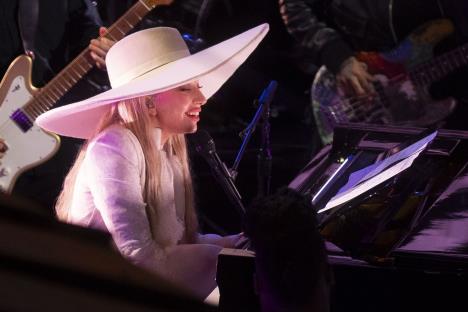 Lejdi Gaga je nastupila na Super Bowlu 2025