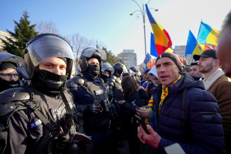 ro01 AP Vadim Ghirda.jpg