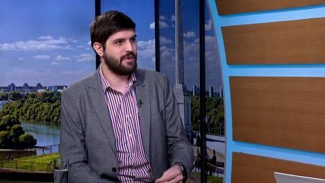 jutarnji clean.00_27_14_15.Still003.jpg