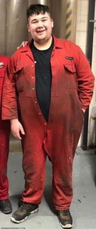 Aran Čidvik izgubio preko 80 kg 4.png