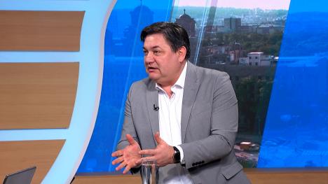 jutarnji clean.01_49_17_14.Still013.jpg