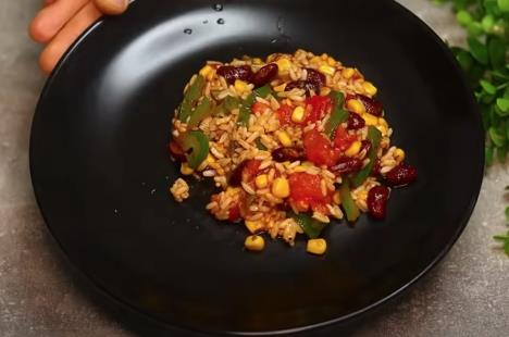 Pilav na meksički način 2.png