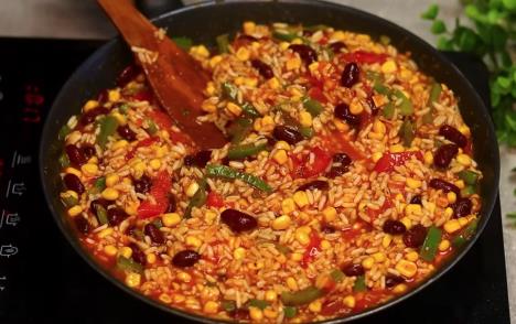 Pilav na meksički način 1.png