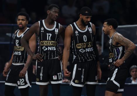 ZVEZDA-PARTIZAN_90.JPG