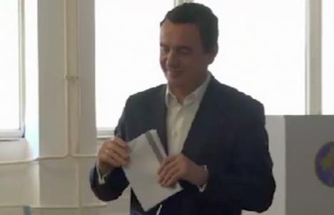 Kurti glasanje.jpg