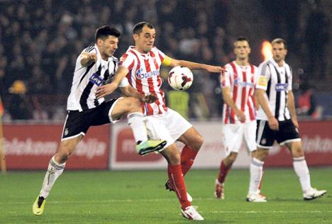 partizan-crvena-zvezda-fudbaleri.jpg