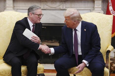 xxx03 AP Carl Court.jpg