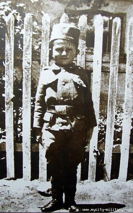 LOZNICA - Najmlađi ratnik.jpg
