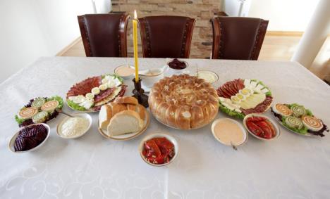 slava-kafana-porodicni-rucak-svecana-trpeza.jpg