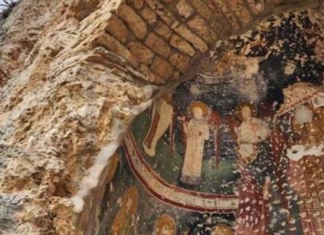 Manastir kod Prizrena.jpg