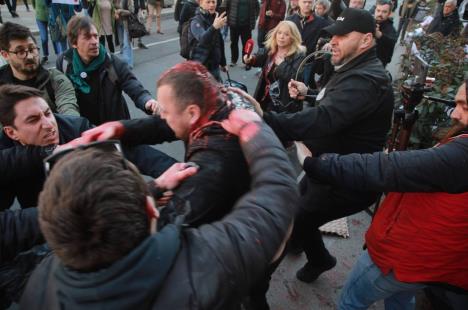 neredi skupština grada beograda foto beta miloš miškov.jpg