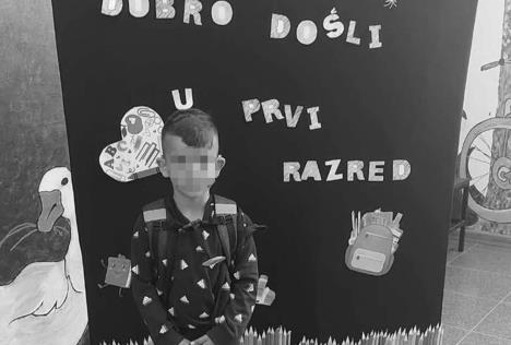 995f6db7-4fdb-4154-91a9-68f369a32160 (1) copy.jpg