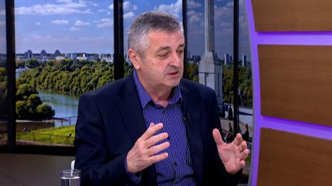 puls clean.01_32_37_12.Still001.jpg