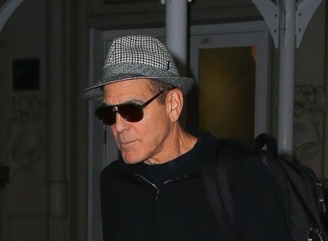 Džordž Kluni se ofarbao profimedia-0969352849 (1).jpg