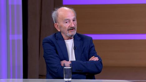 PULS CLEAN.00_09_38_16.Still002.jpg