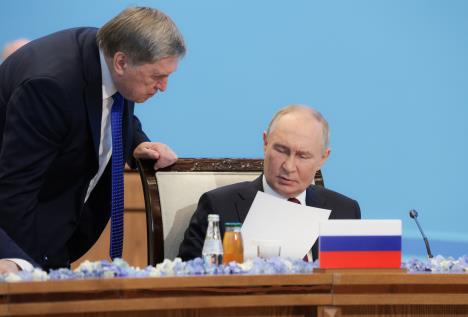 xxx01 EPA Gavriil Grigorov  Sputnik  Kre.jpg