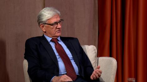 Sequence 05.00_05_34_20.Still001.jpg