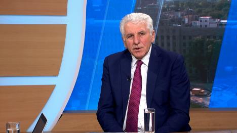 Sequence 01.01_33_21_19.Still006.jpg