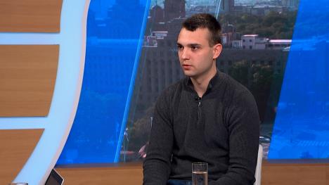 Sequence 01.02_30_46_12.Still007.jpg