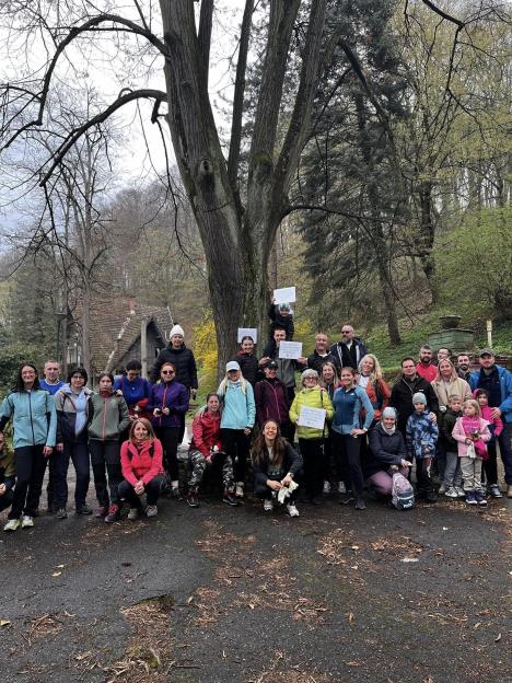 BANJA KOVILJAČA - Vredna ekipa Foto Loznički trkači.jpg