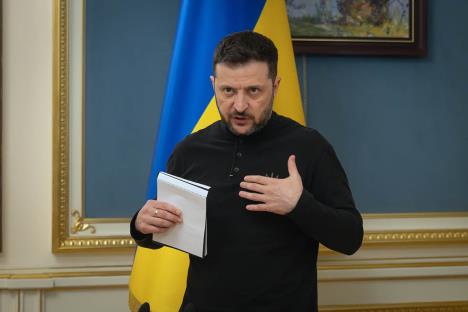 x04 AP Efrem Lukatsky.jpg