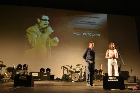 Sa niške premijere - Željko Mirković i Jelena Ivanjac.JPG