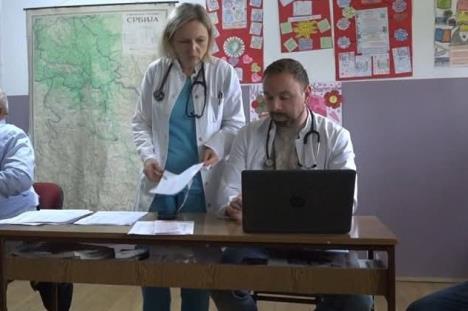 LOZNICA - Doktori na selu.jpg