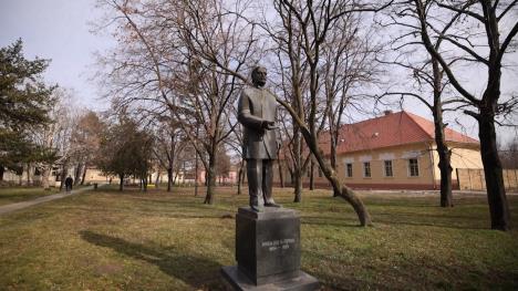 Spomenik Mihajla Pupina