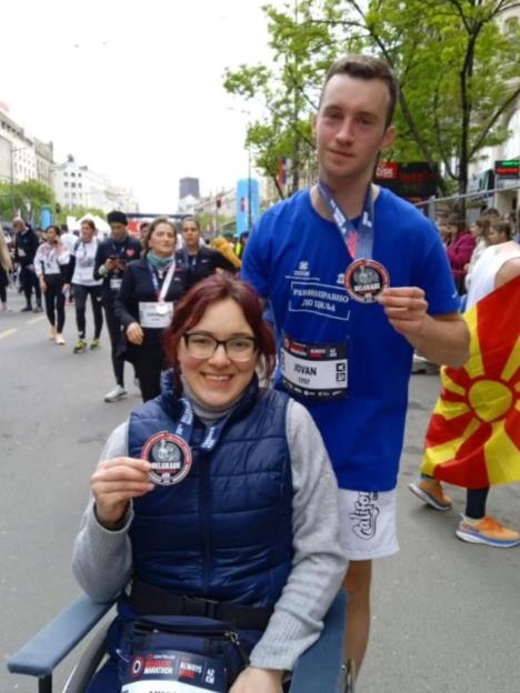 Ivan Supurović i Nina na Beogradskom maratonu.jpg