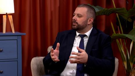 ni 5 clean.00_24_59_20.Still005.jpg