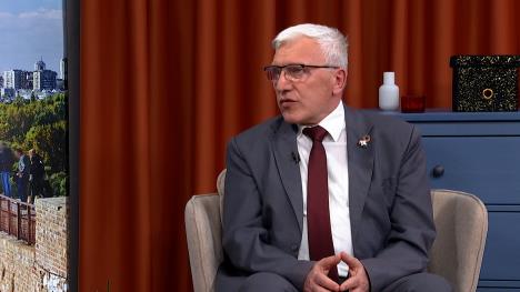 ni pet clean.00_09_46_23.Still002.jpg