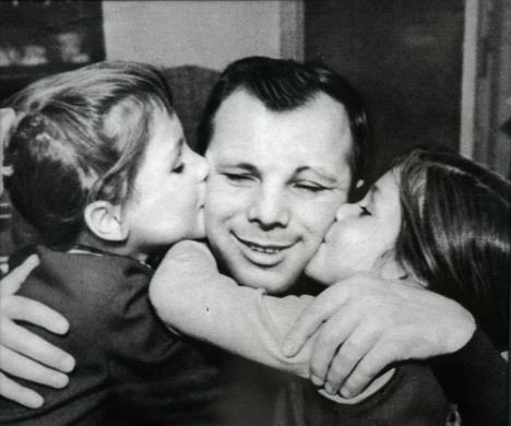 Jurij Gagarin ostavio ćerkama pismo pre leta u svemir profimedia-0677928752.jpg