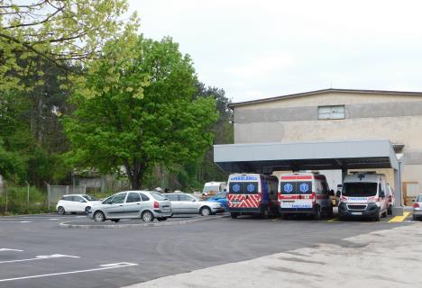 LOZNICA - Uredjeni parkinzi ZC.JPG